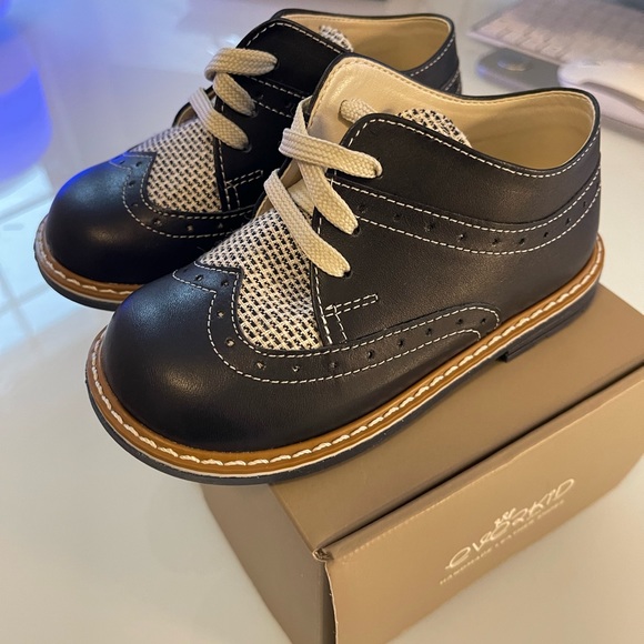 BNWT Kid’s Dress Shoes - Picture 2 of 7